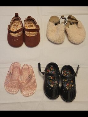 Infant Girls Shoe Lot Of 4